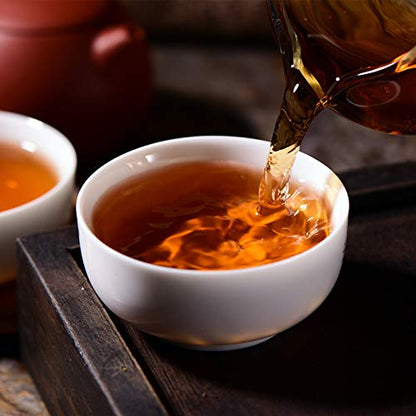 Natural and Additive-free Pu'er Yunnan Dian Hong Tea Spring Tea 357g Organic Yunnan Sun-dried Black Tea Cake Tea Ancient Tree Tea 普洱茶 云南滇红茶 春茶 357g云南晒红茶茶饼茶叶饼茶古树茶