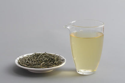 Yunnan Premium Dian Green Tea Floral Green Tea Pre-rain Qingzhen Loose Tea 500g Natural Chinese Tea 云南滇绿茶 小玉针绿茶 花香型绿茶 雨前青针散茶500克