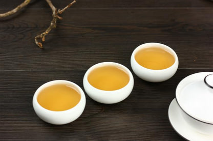 Natural and Additive-free Yunnan Pu'er Tea 357g Qizi Cake Raw Tea Deliciously Smooth Puerh Tea Green Tea 云南普洱茶叶 尚贤 357克七子饼