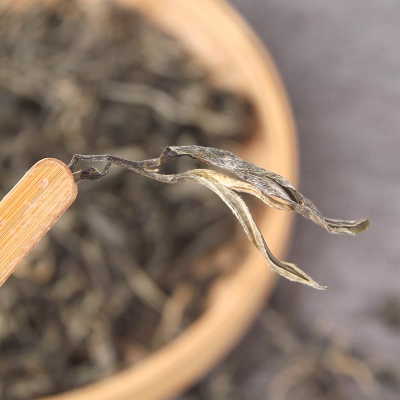 Yunnan Natural and Additive-free Ancient Six Tea Mountain Brick Original Arbor Tree Puerh Loose Raw Tea 500g Green Tea 云南古六大茶山之蛮砖原生态乔木大树普洱生茶