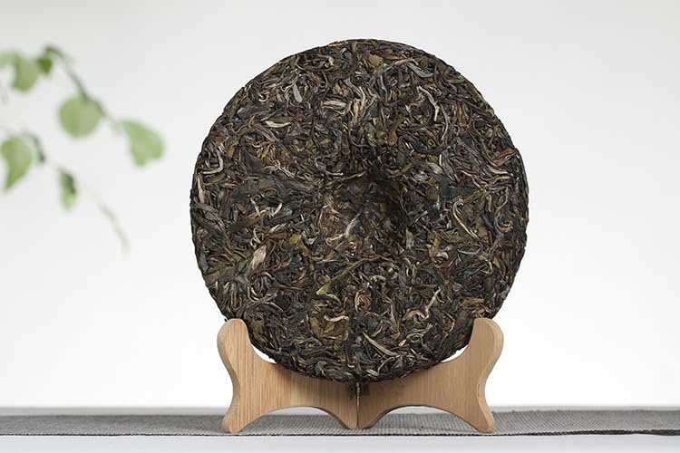 Yunnan Natural and Additive-free Puerh Tea Banzhang One Leaf Old Tree Puerh Raw Cake 357g Qizi Cake Tea Raw Tea, Chinese Green Tea 云南普洱茶 班章壹叶老树普洱生饼 357克七子饼茶