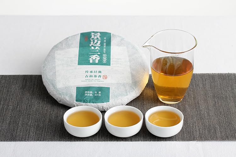 Natural and Additive-free Yunnan Puerh Tea Jingmai Lanxiang Raw Tea 357g Qizi Cake Deliciously Smooth Puerh Tea Green Tea 云南普洱茶 景迈兰香生茶357g 七子饼 