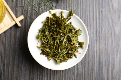 Yunnan Additive-free Green Tea Dian Green Tea Qingxiang Green Pearl Loose 500g Tea Healthy Chinese Tea 云南绿茶 滇绿茶 清香型 蒸酶绿珠 散装 500g茶叶