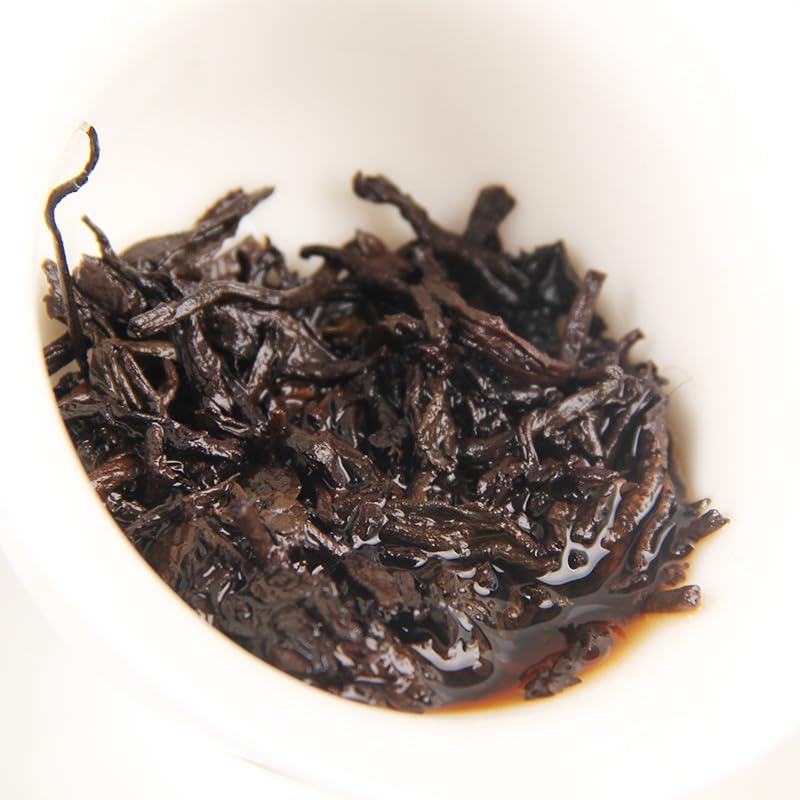 Yunnan Natural and Additive-free Puerh Tea Ripe Tea 80g (10pcs*8g) Menghai Mellow Puerh Ancient Tree Tea Cooked Tea Linglong Small Tea Cake Black Tea 云南普洱茶 勐海醇香普洱古树茶 熟茶玲珑小茶饼 10片*8g装