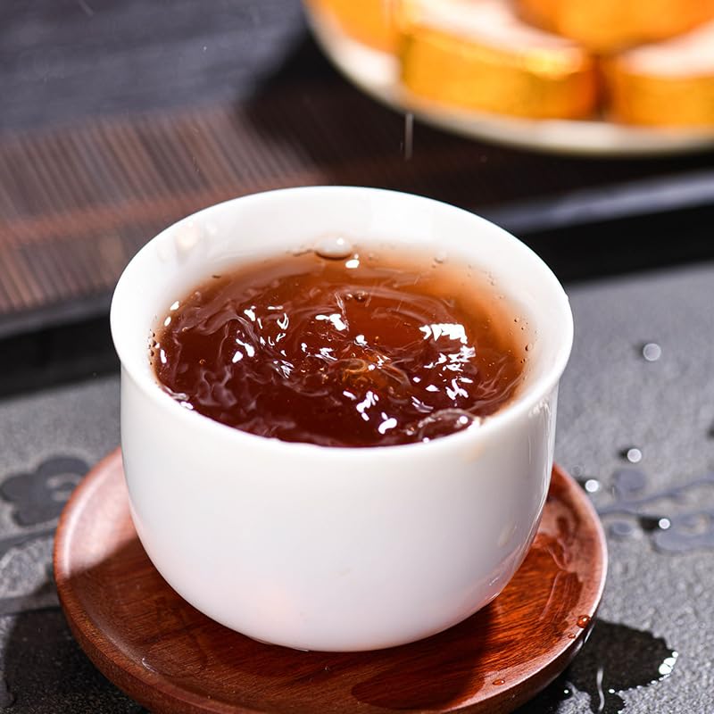 Premium Aged Fermented Yunnan Cooked tea Glutinous Fragrance Small Round Cake Menghai Ripe Tea Healthy and Delicious Black Tea 糯香小圆饼勐海熟茶配糯米香叶口感醇厚软糯