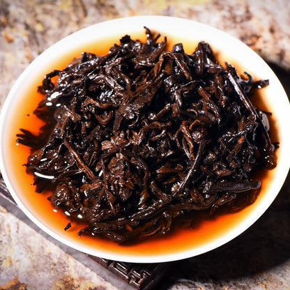 Natural Yunnan Puerh Tea Puerh Ripe Tea 200g Brown Tree Ripe Tea Qizi Cake Tea Aromatic and Flavorful Black Tea 云南普洱茶 普洱熟茶200g 金毫贡饼 布朗大树熟茶