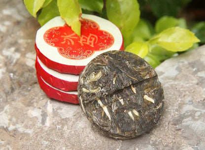 Premium Pu-erh Tea Icelandic Sweet Tea Puerh Tea Qizi Cake Tea 210g Boxed Iceland Good Tea Mini Cakes Sweet and Sweet 冰岛甜茶普洱茶茶叶小时代七子饼210g盒装冰岛好茶迷你饼香甜回甘