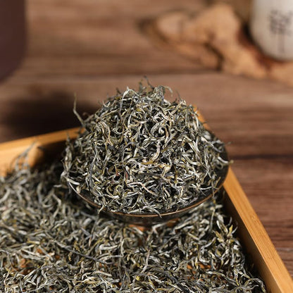 Yunnan Natural and Additive-free High Mountain Roasted Green Tea Head Spring Mao Jian Dian Green Tea 500g Loose Tea 云南高山银丝烘青绿茶 头春毛尖滇绿茶叶500克