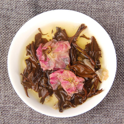 Natural and Additive-free Rose Black Tea Small Tuo Tea Cake Yunnan Dian Hong Tea 500g Sweet Honey Rose Tea Small Jade Cake Flower Black Tea 玫瑰红茶小沱茶饼云南滇红茶叶