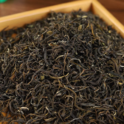 Yunnan Natural High Mountain Glutinous Rice Fragrant Green Tea 150g Canned Pre-mingzhen Dian Green Tea Leaves Loose Tea No Impurities 云南高山糯米香叶银丝绿茶150g罐装