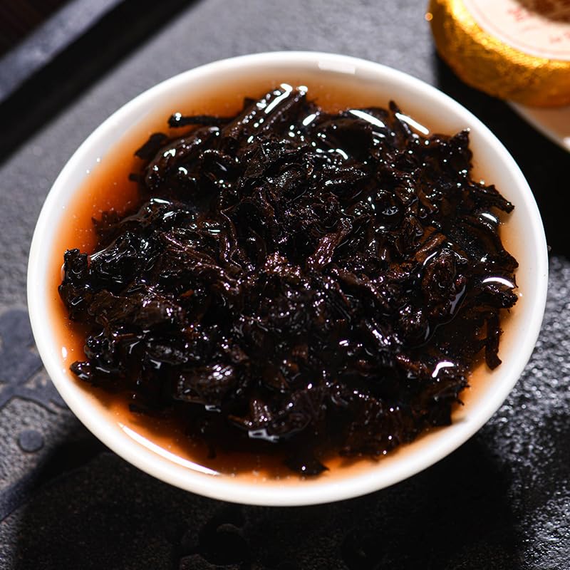 Premium Glutinous Fragrance Small Round Cake Menghai Ripe Tea 500g Healthy and Delicious Black Tea 糯香小圆饼勐海熟茶配糯米香叶口感醇厚软糯