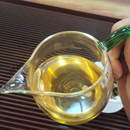 Natural and Additive-free Yunnan Puerh Tea Qizi Cake Raw Tea YiBang Raw Tea Green Tea 357g Deliciously Smooth Puerh Tea 云南普洱茶七子饼生茶倚邦生茶 357克