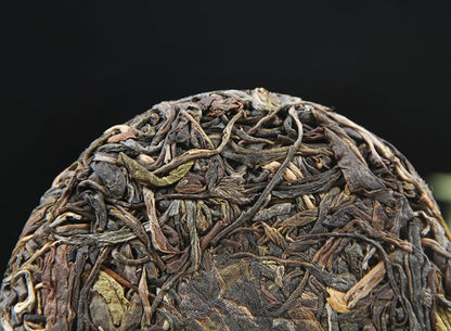 Natural and Additive-free Puerh Tea Raw Tea Cake Premium Brown Mountain Puerh Round Tea Raw Cake 100g Green Tea 普洱茶生茶饼茶布朗山普洱七子饼圆茶生饼100克