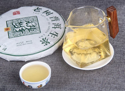 Natural Without Additives Puerh Tea Yunnan Old Tree Banzhang Pu'er Tea Raw Tea Premium Chenxiang Qizi Cake Raw Pu'er Tea Leaves Special Banzhang Old Tree 357g Green Tea 云南老树班章普洱茶生茶陈香七子饼生普洱茶