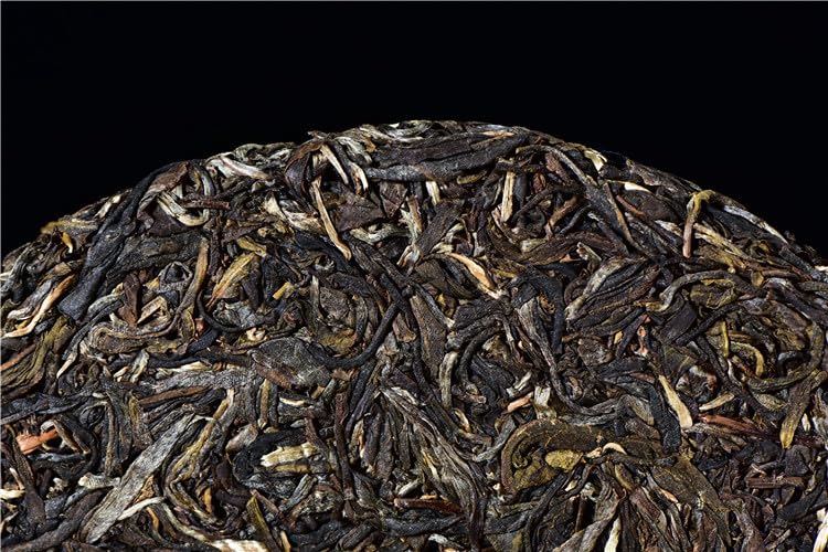 Yunnan Puerh Tea Organic Puerh Raw Tea Green Tea Puerh Tea Cake 357g / 12.59oz Deliciously Smooth Nannuo Mountain First Spring Qiao Mu Tea 云南普洱茶 普洱生茶 南糯山头春乔木茶