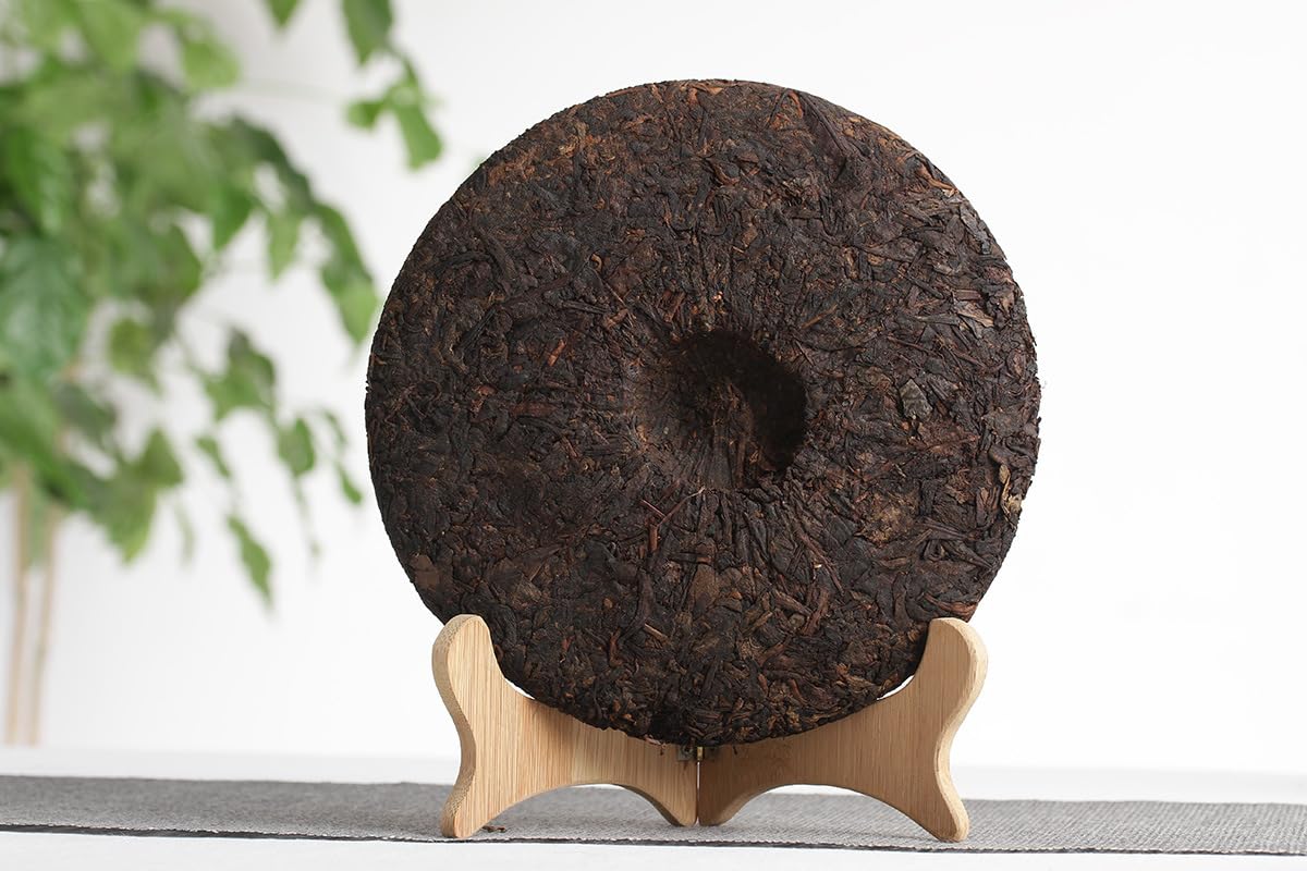 Natural Without Additives Puerh Tea Puerh Tea 357g Old Puerh Ripe Tea Dry Warehouse Ripe Tea Menghai Flavor Yunnan Qizi Cake  普洱茶 357克老普洱熟茶 干仓熟茶 勐海味