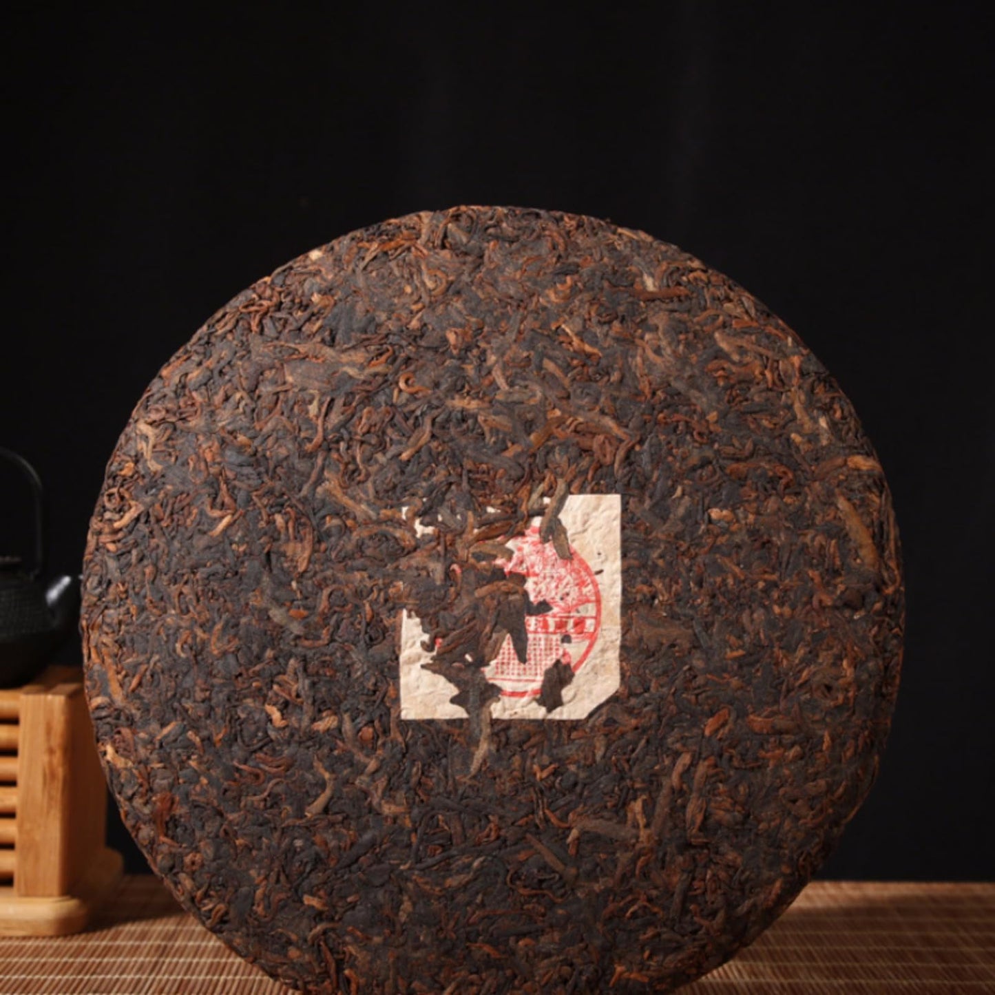 Yunnan Premium Puerh Tea Cooked Tea 400g Qizi Cake Aged Puerh Tea Rich and Aromatic Black Tea from China 云南普洱茶叶鸿兴祥 熟茶 400克七子饼 陈年普洱茶