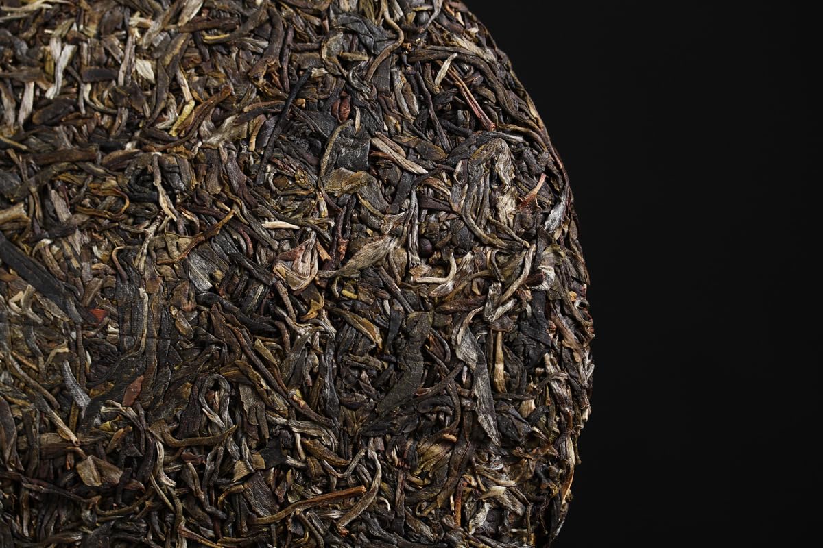 Natural and Additive-Free Yunnan Puerh Tea Old Banzhang Raw Tea 357g Green tea Pu-Erh Tea, Loose Leaf 云南普洱茶叶澄韵老班章生茶 357克