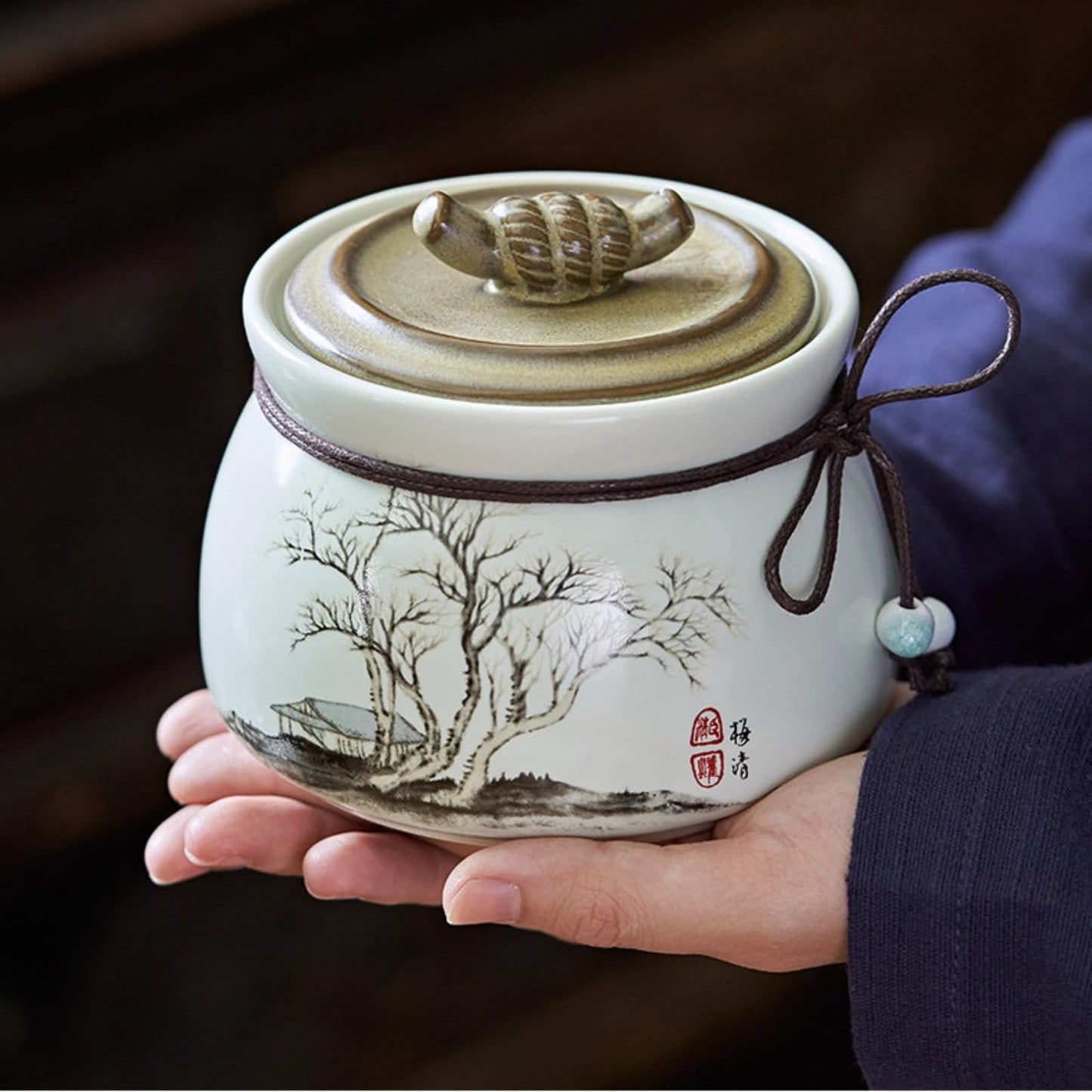 Premium Biluochun Mingqian High Mountain Yunwu Green Tea Spring Tea Ceramic Canned Gift Tea 350g Healthy Chinese Biluo Tea 碧螺春明前新茶高山云雾绿茶春茶陶瓷礼茶350g