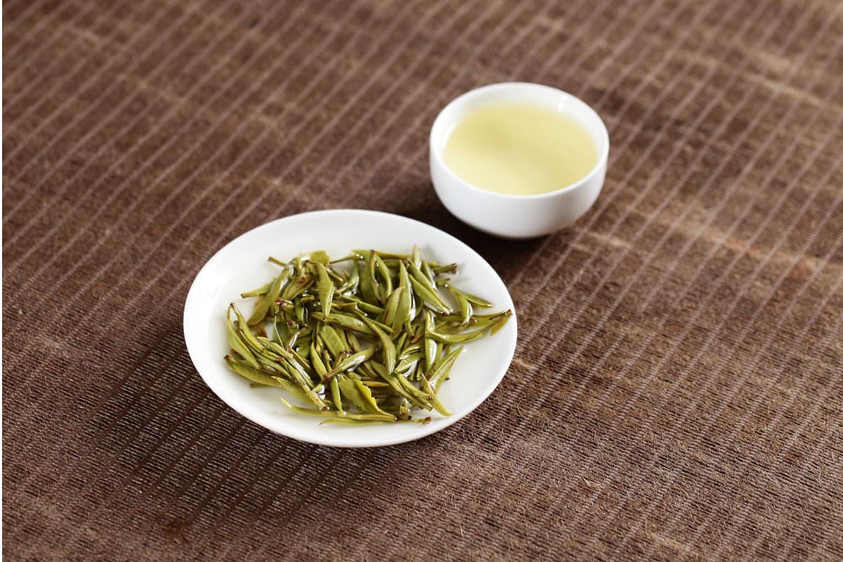 Yunnan Premium Green Tea Pre-ming Spring Tea Single Bud Green Tea 500g Natural and Additive-free Loose Leaf Tea 明前春茶单芽 青针 雀舌 绿茶 500克