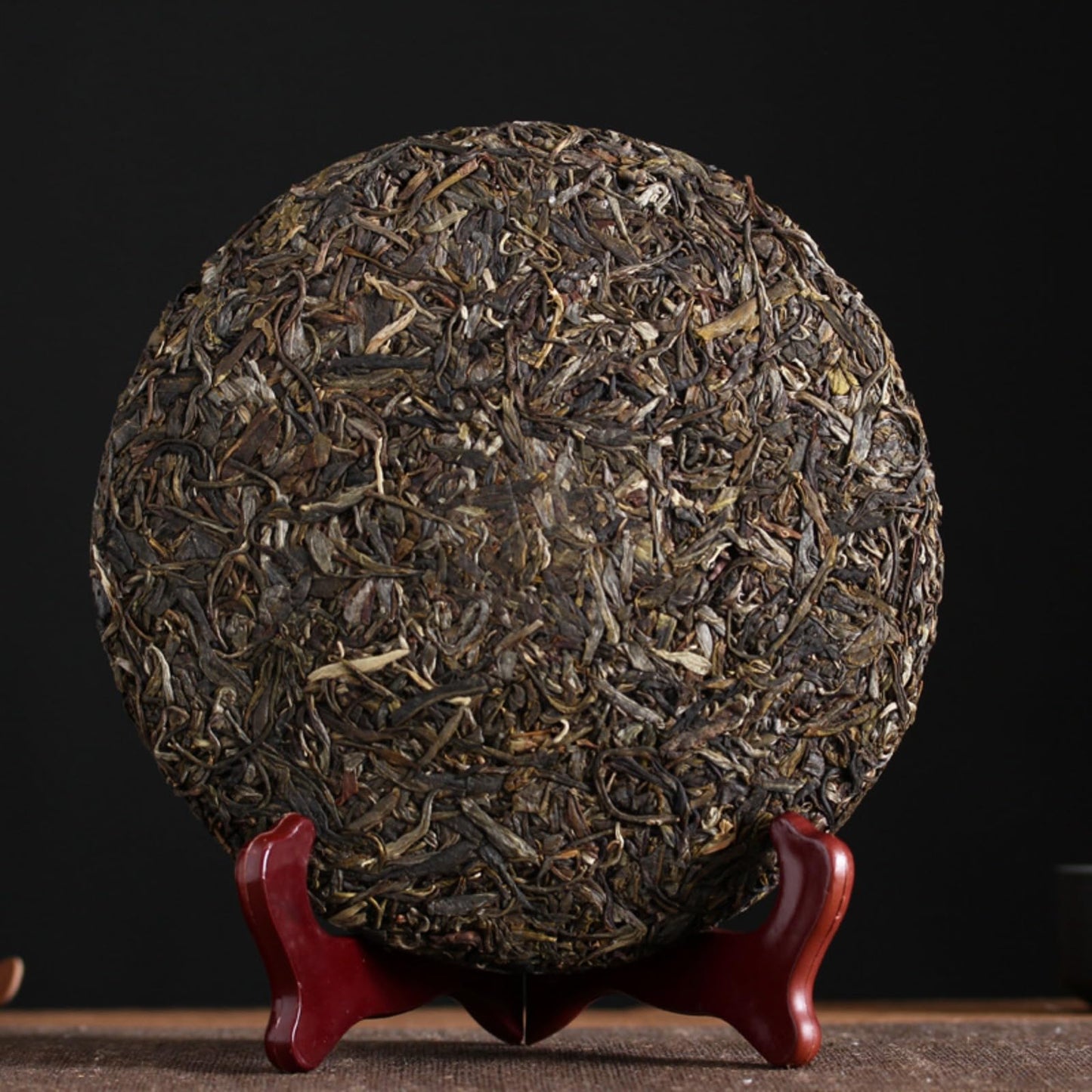 Natural and Additive-free Yunnan Puerh Tea Brown Mountain Raw Cake Big Old Tree 357g Qizi Cake Deliciously Smooth Puerh Tea 云南普洱茶叶布朗山生饼 大树老树357克