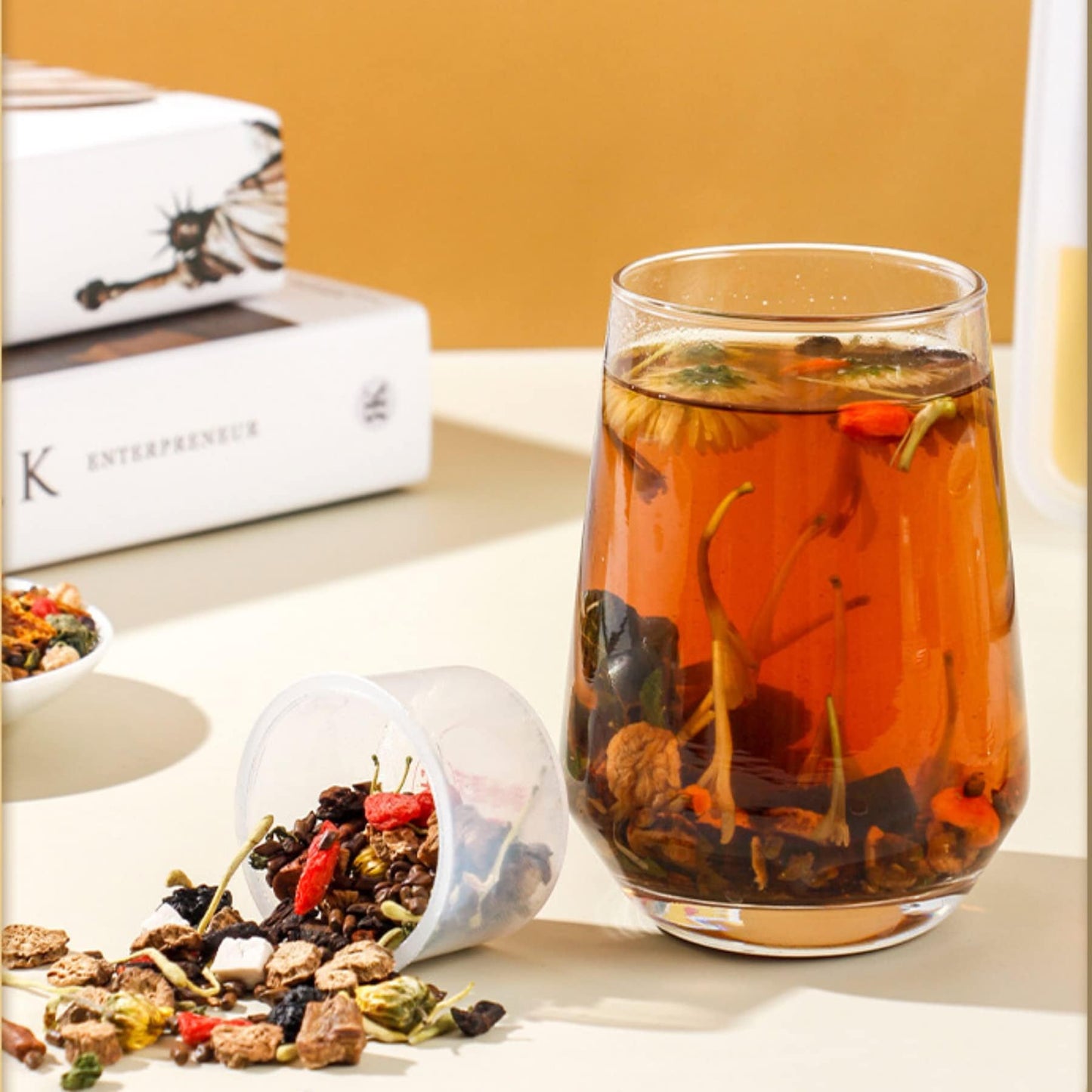 Tea of The Week for Women's Tea Small Can Health Tea Combination Chinese Herbal Tea Goji Berries 97.5g (3.43oz) Corn Husk Tea  一周茶 女神茶 小罐养生茶 伴手礼 组合茶 菊花枸杞赤小豆玉米须