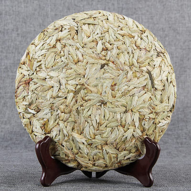 Natural Yunnan Puerh Tea White Bud Pod Tea Early Spring Ye Sheng Ancient Tea Buds Puerh Bud Cell 357g Qizi Cake Tea  云南普洱茶 白芽苞茶 早春ye生古茶芽 普洱芽胞357g七子饼茶