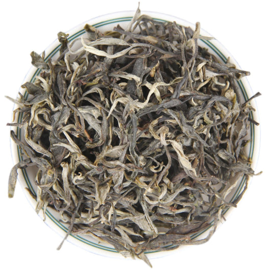 Natural and Additive-free Spring Tea Lincang Centennial Dachaoshan Ancient Tree Tea Yunnan Puerh Tea Raw Tea Loose Tea 500g Green Tea 春茶临沧百年大朝山古树茶云南普洱茶生茶散装500g