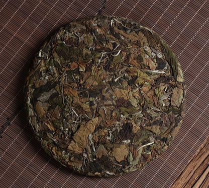 Premium Yunnan Ancient Tree White Tea 357g Natural Xiaotousai White Tea High Mountain Sunshine Old Tree White Tea Cake Puerh Tea Cake 云南古树白茶 357克小户赛白茶 高山日晒大树老树 白茶饼