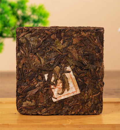 Natural Chinese Tea Xigui Gold Leaf Puerh Tea Raw Tea 250g Yunnan Puerh Ancient Tree Tea Large Tree Tea Brick 昔归黄金叶普洱茶生茶云南普洱古树茶大树茶砖