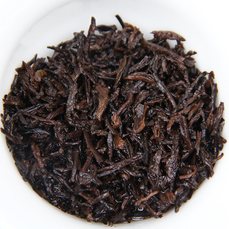 Spring Tea Date Fragrance Palace Golden Bud Puerh Tea 357g Pu'er Seven Son Cake Tea Ripe Tea Black tea