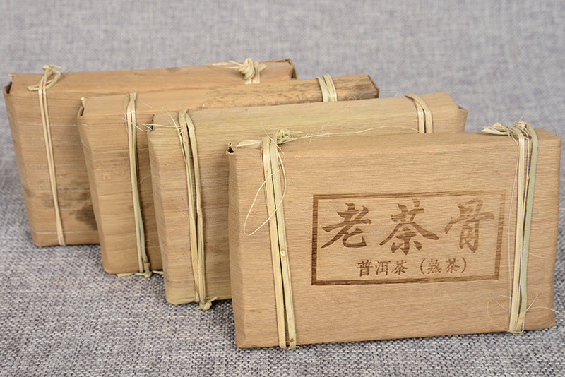 Yunnan Pu'er Tea Aged Tea 250g Tea Stem Brick Tea Bamboo Shoot Shells Aged Ripe Tea Brick Red, Rich and Transparent