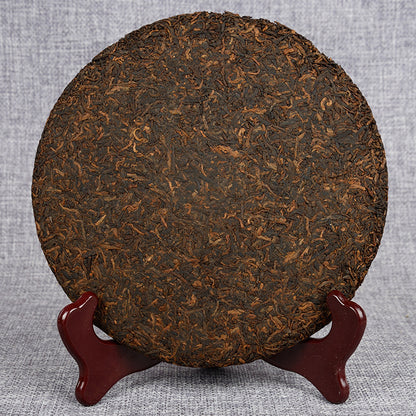 Yunnan Pu-erh Ripe Tea Palace Golden Bud Cake Imperial 357g Qizi Cake Tea Ancient Tree Ripe Cake Tea