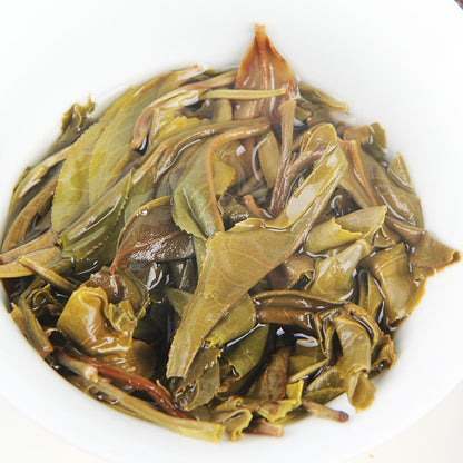 China Yunnan Menghai Pu'er Tea Large Leaf Raw Tea l Green Tea Cake Qizi Cake Tea 357g Yiwu Mountain Green Tea Cake