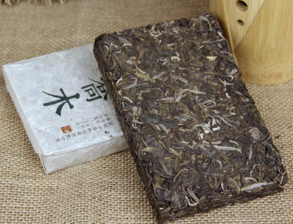 Yunnan Puerh Tea Puerh Tea Raw Tea Green tea Mengku High Mountain Tree Large Tree Puerh Raw Tea Brick Tea 250g