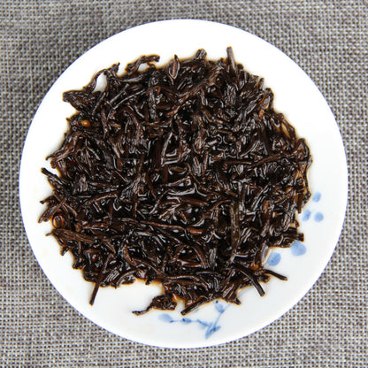 Yunnan Pu'er Tea 80g Aged Palace Pu'er Ripe Tea Fine Small Tin Pu'er Black Tea