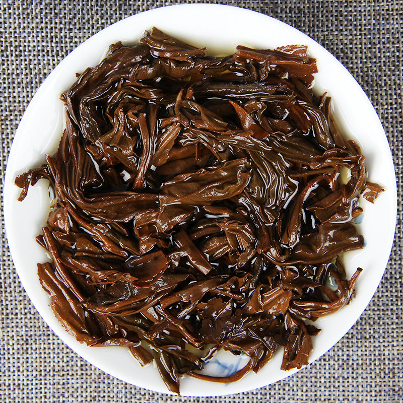 Yunnan China, Big Leaf DianHong Tea, Ancient Tree, Yunnan Fengqing Ancient Tree Black Tea 357g