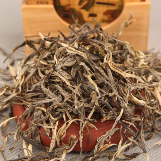 Yunnan Premium Pu-erh Tea One Bud One Leaf Sun-dried Green Puerh Raw Tea 500g Natural and Additive-free Big Tree Sun-dried Green Tea 云南普洱茶 一芽一叶晒青普洱生茶500g 白毫大树晒青 茶叶