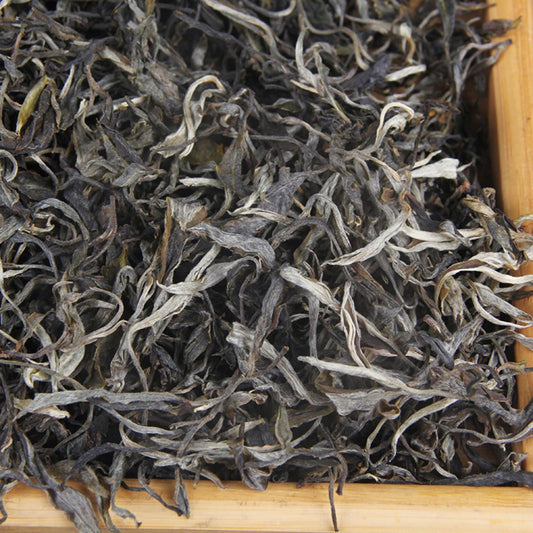 Premium Ancient Tree Pure Material Puerh Raw Tea 500g Loose Tea 200 Years Old Tea Plantation First Spring Loose Puerh Raw Tea 古树纯料普洱生茶散茶500g凤凰山200年古茶园头春凤凰窝