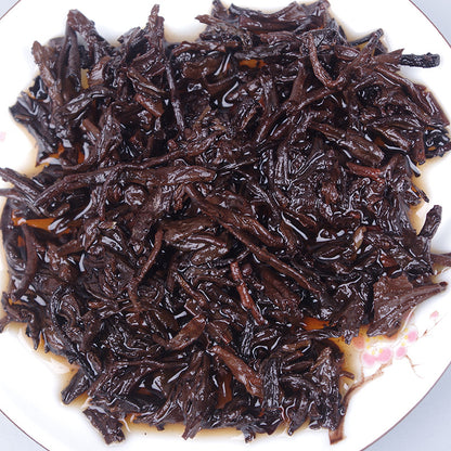 Yunnan Pu'er Tea 357g Lao Banzhang Mellow Aroma Ancient Tree Tea MingQian Spring Tea Ripe Tea Cake Tea Black Tea