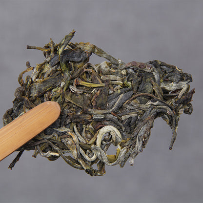 Spring Tea Pu'er Ancient Tree 300 Pu'er Tea Raw Tea Laozhai Icelandic Ancient Tree Head Spring Cake Tea 357g