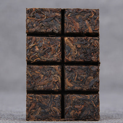 Pu'er Tea 200 Years Yiwu Ancient Tree Pure Material Mu Zhi Gu Mellow Jin Hao Pu'er Ripe Tea Mini Small Tea Brick 50g Black Tea