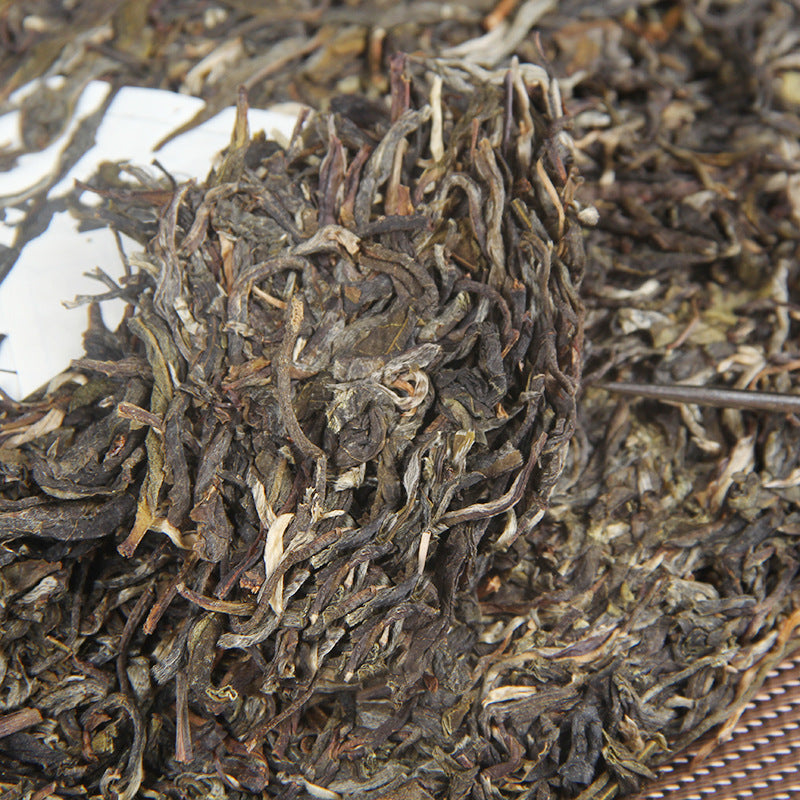 Pu'er Tea Raw Tea Cake Ancient Six Great Tea Mountains Youle Mountain Ancient Tree Pure Material Pu'er Tea 357g Ration Raw Tea