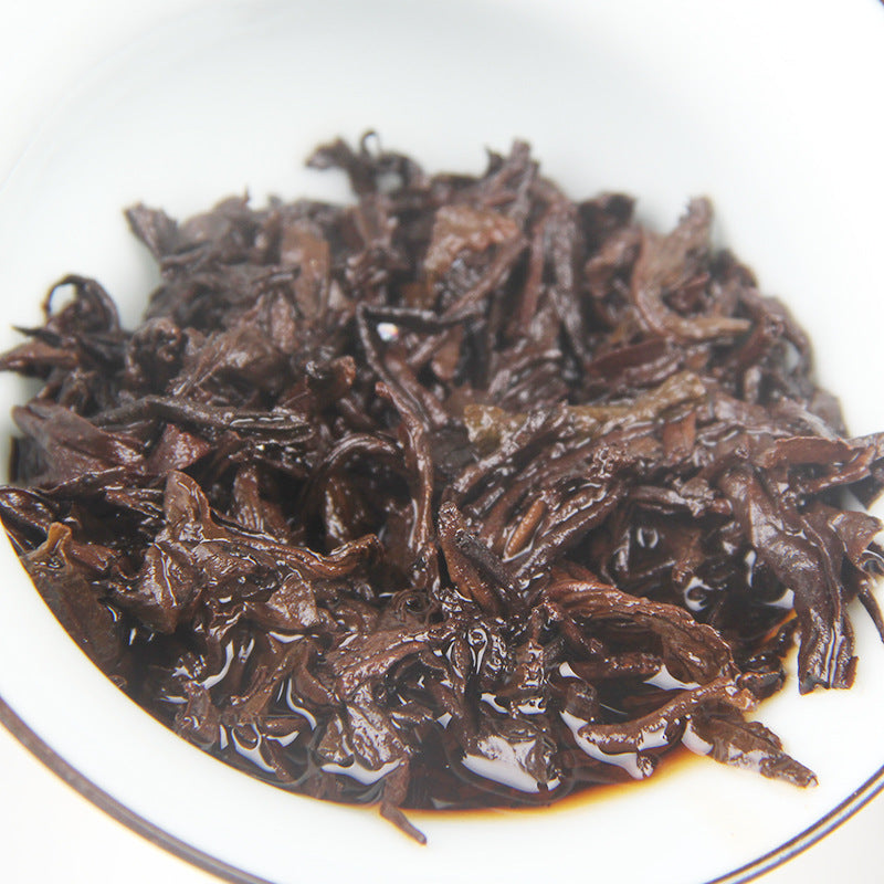 Yunnan Pu'er Tea Brown Mountain Gongting Pu'er Ripe Tea Spring Sea Qizi Cake 357g Black Tea