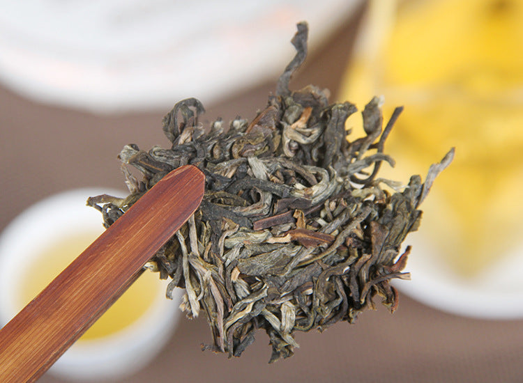 Spring Tea Brown New Banzhang Ancient Tree Banzhang Tea King Pu'er Tea Green Tea Orchid Scented Raw Tea Cake 357g