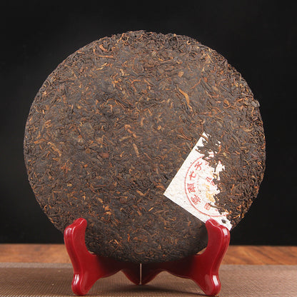 Yunnan Pu'er Tea Brown Mountain Gongting Pu'er Ripe Tea Spring Sea Qizi Cake 357g Black Tea