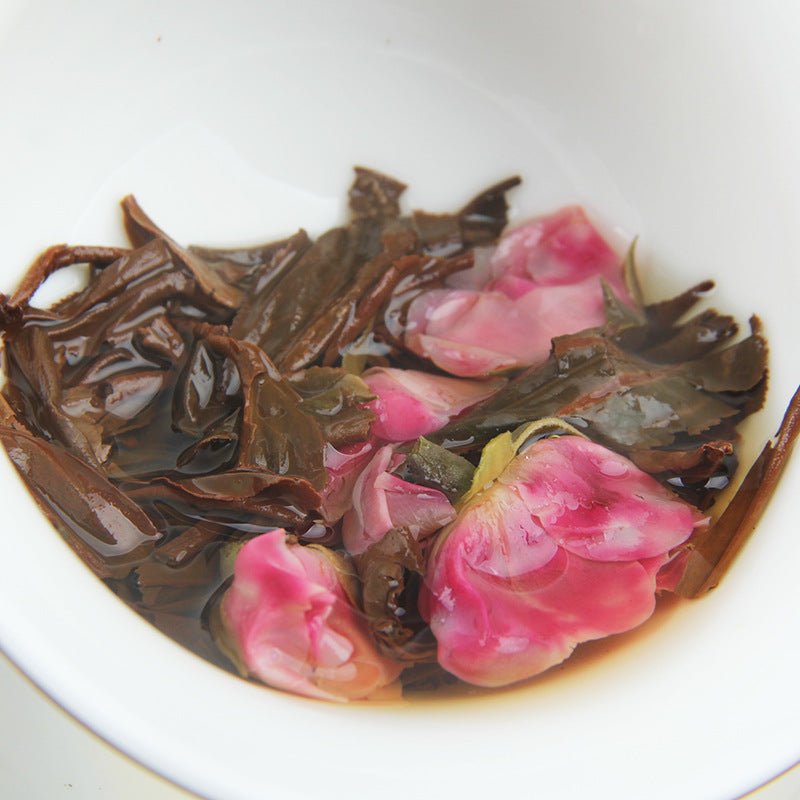 Yunnan Black Tea Alpine Old Tree Sun-dried Rose Black Tea with Fruit and Honey Aroma Fengqing Dian Hong Rose Cake Tea 100g