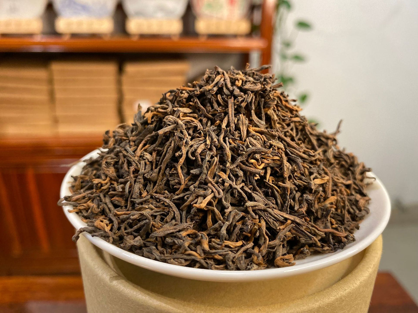 Yunnan Pu'er Tea Aged Pu'er Old Ripe Tea Ripe Pu'er Loose Tea 250g