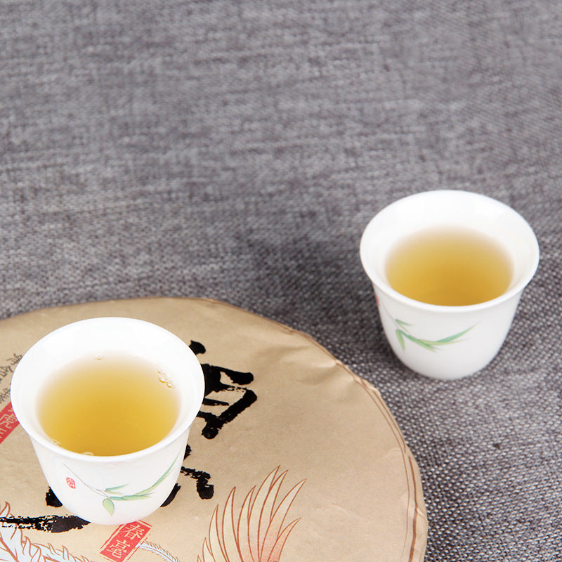 Pu-erh Tea Raw Tea Cake Tea Soft, Sweet and Sweet Pashatou Spring Ming Dynasty Big Tree Tea Honey Aroma Raw Pu-erh357g