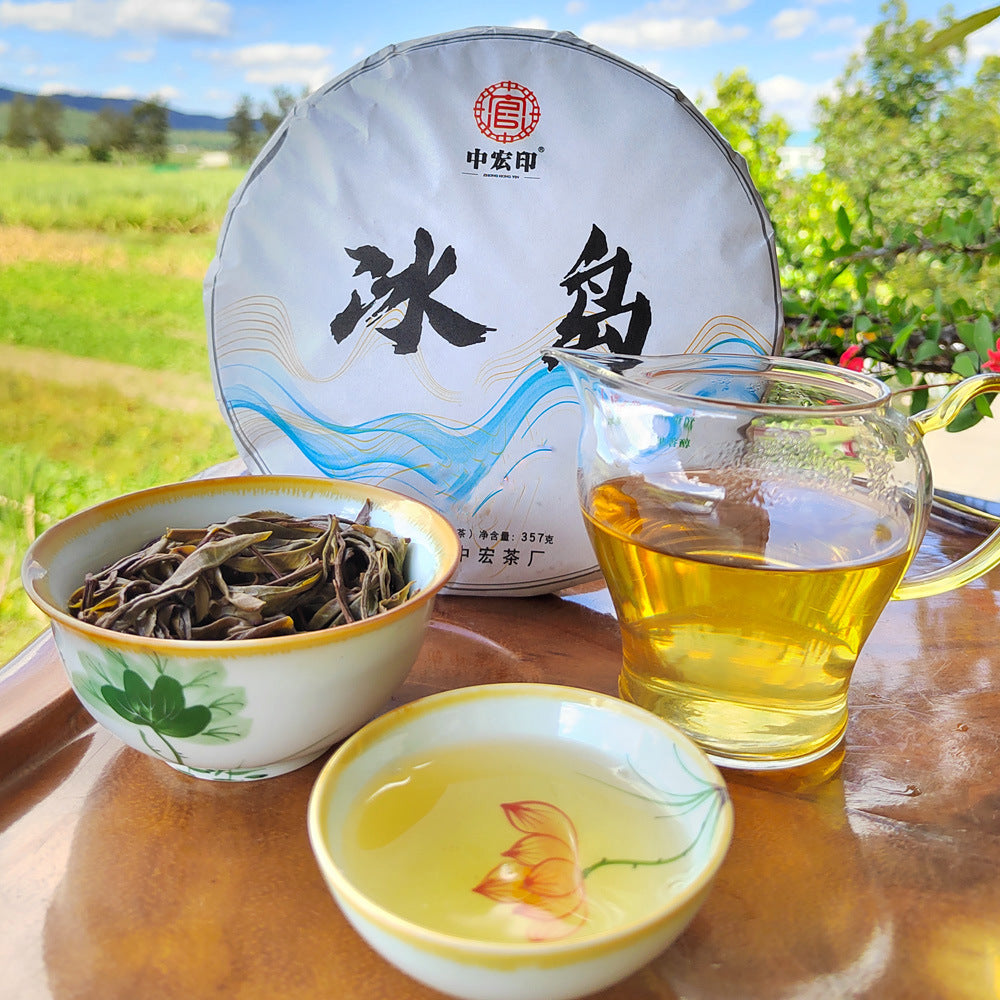 Icelandic QiaoMu Tea Yunnan Pu'er Raw Tea 357g Qizi Cake Mengku Ancient Tree Pu'er Tea Cake Green Tea